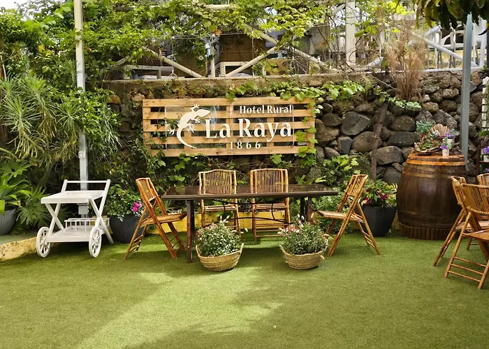 فندق Rural La Raya 1866 3*