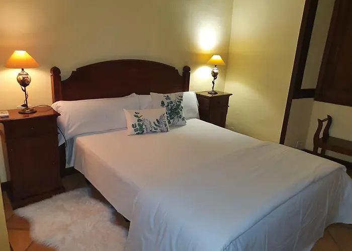 Rural La Raya 1866 3* غيمار