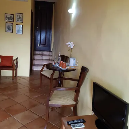 Rural La Raya 1866 Hotel 3*