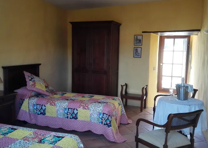 Otel Rural La Raya 1866 3*