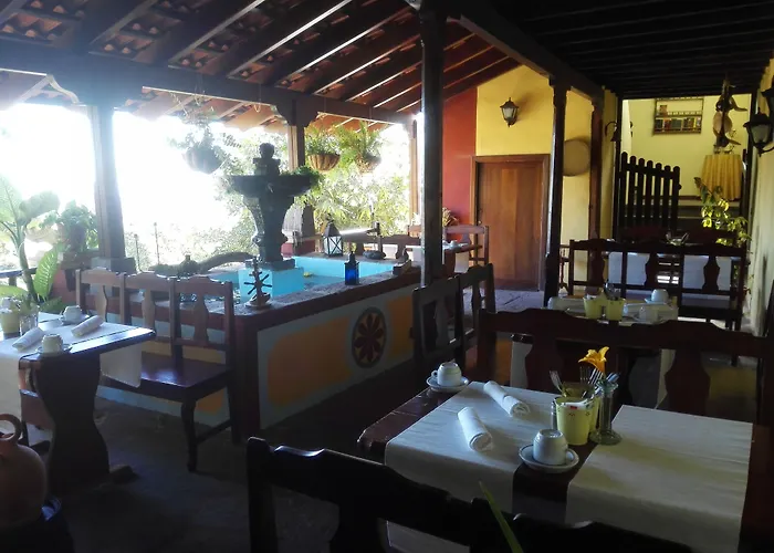 Rural La Raya 1866 Otel 3*