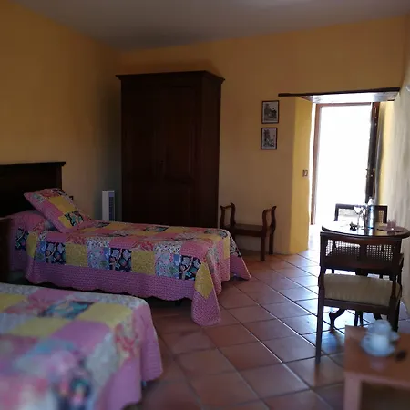 Hotel Rural La Raya 1866 3*