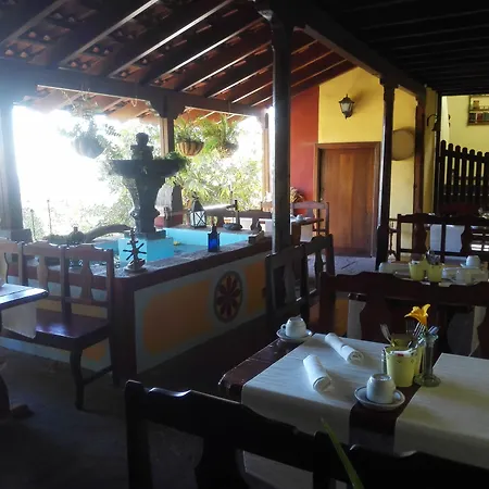 Rural La Raya 1866 Hotel 3*