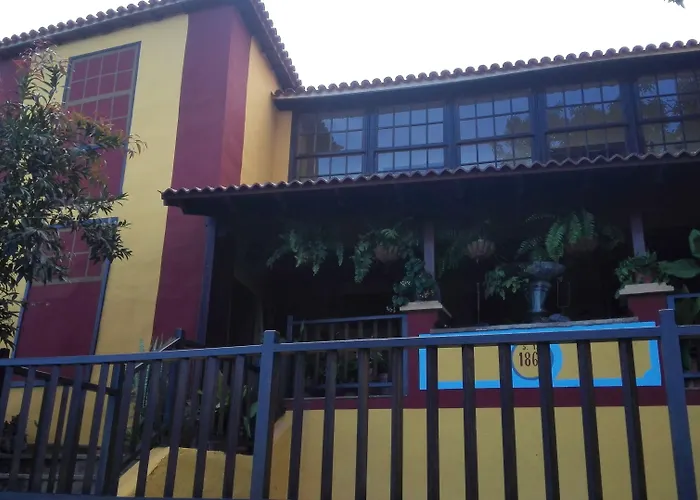 Rural La Raya 1866 Hotel 3*